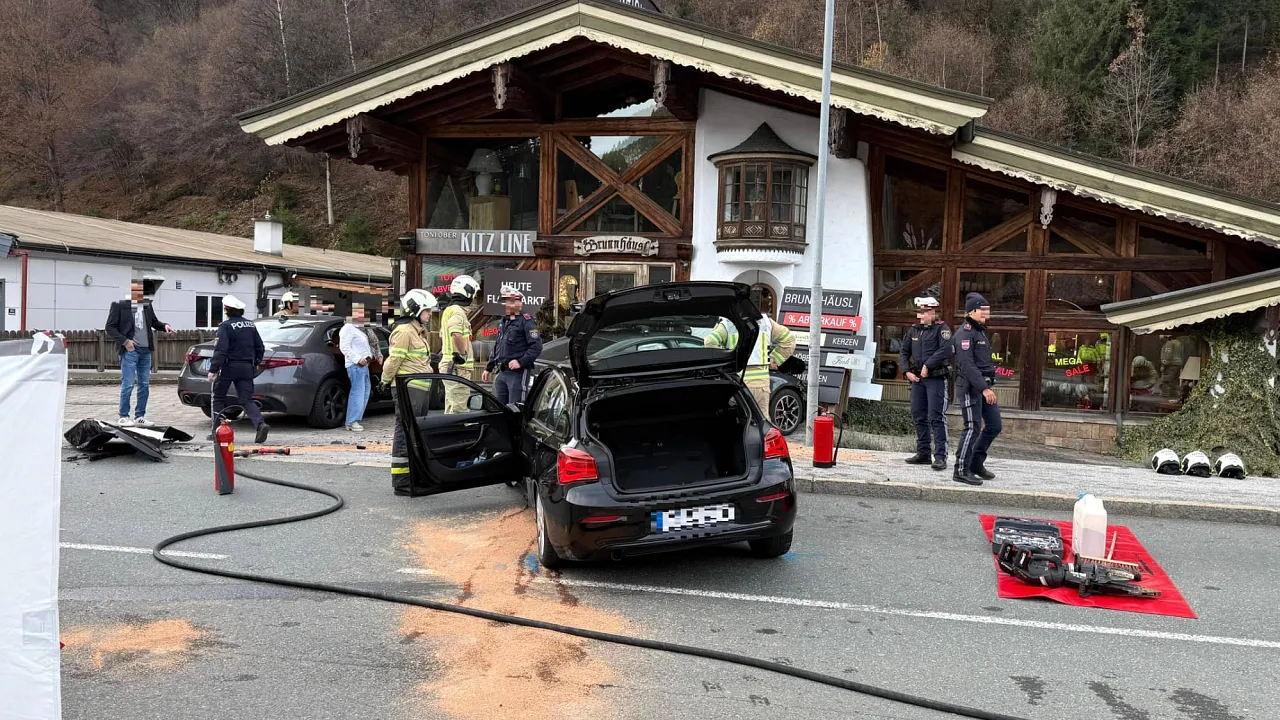 2025_11_15_verkehrsunfall_kitz_1_1.jpg